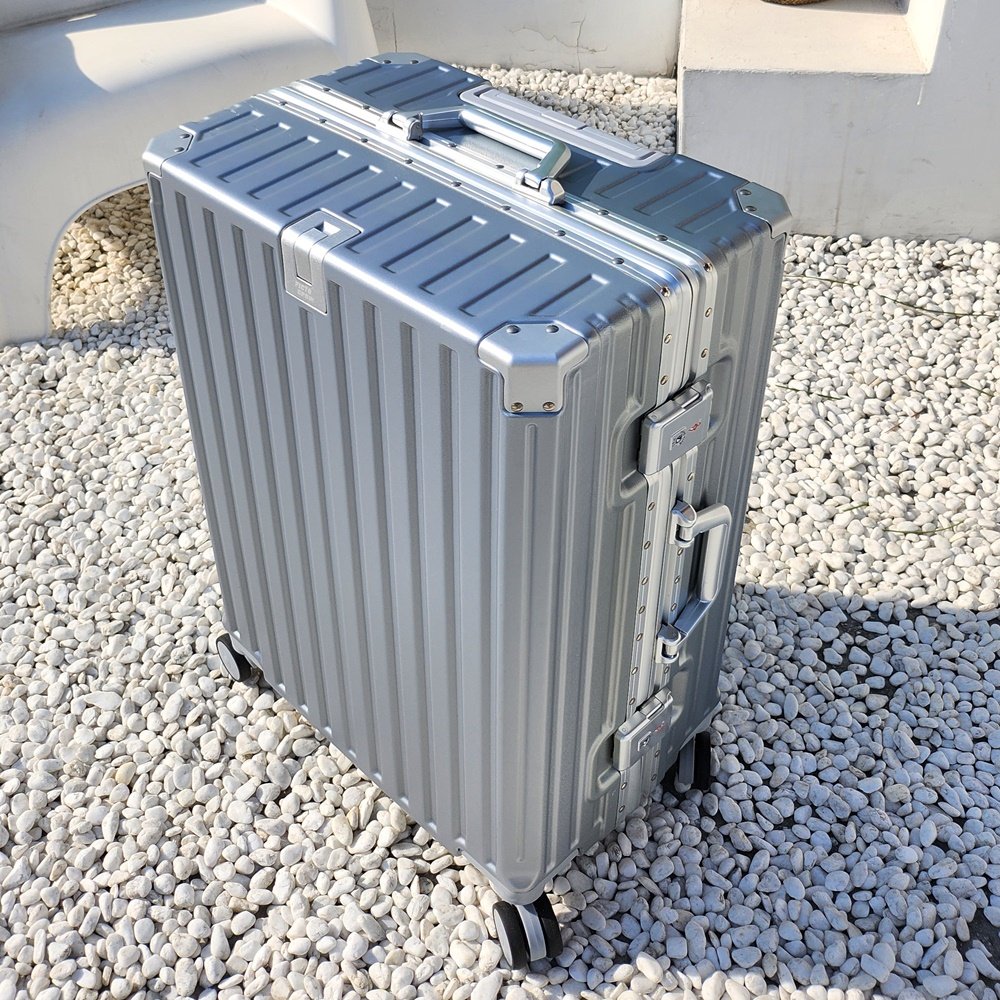 비토 여행용 캐리어 72cm(26인치) 66cm(24인치) 프리미엄 TSA 해외여행 잠금형 상세 이미지 1