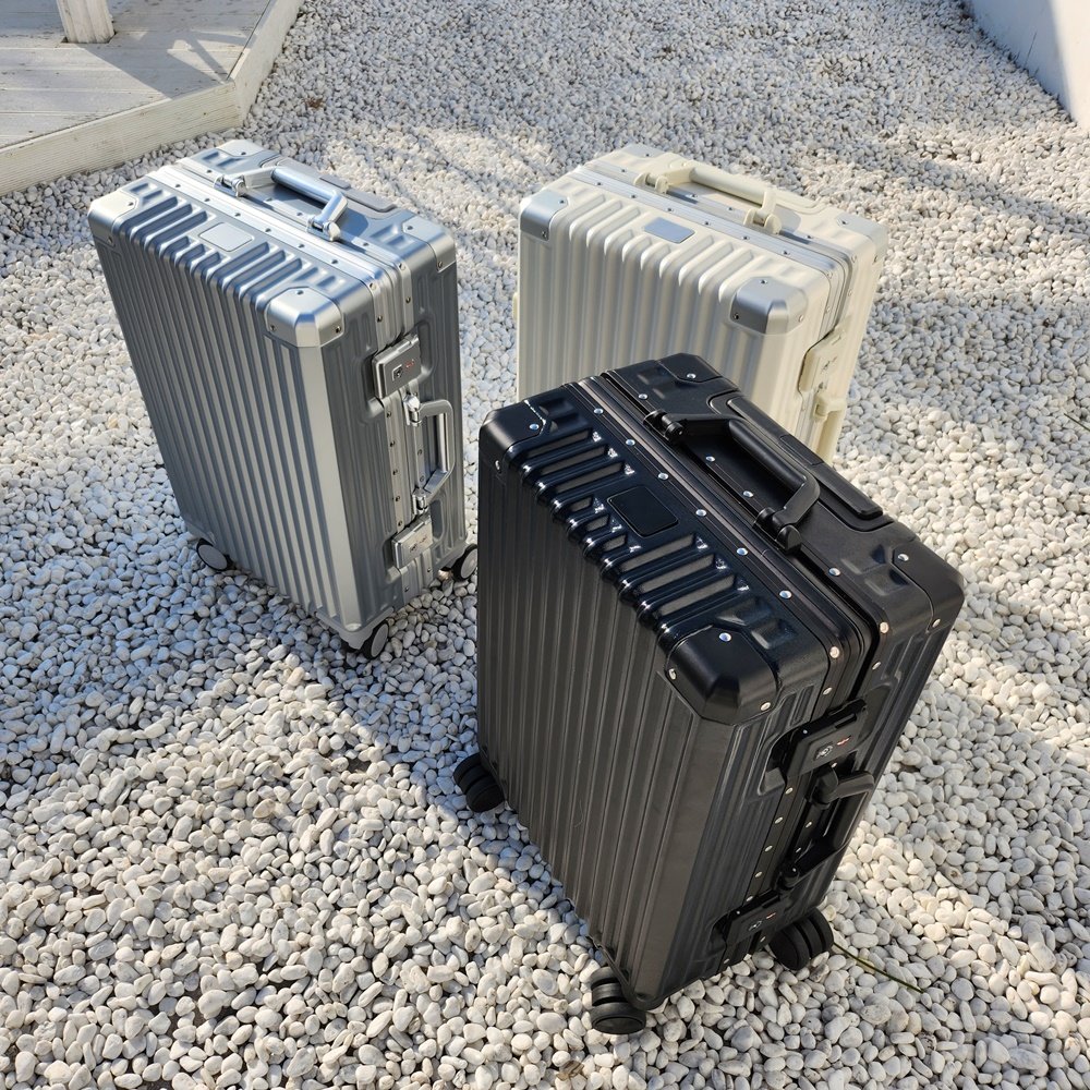 플로 여행용 캐리어 72cm(26인치) 66cm(24인치) 프리미엄 TSA 금고형 신혼여행 상세 이미지 2