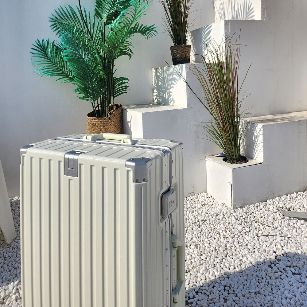 비토 여행용 캐리어 72cm(26인치) 66cm(24인치) 프리미엄 TSA 해외여행 잠금형 상세 이미지 2