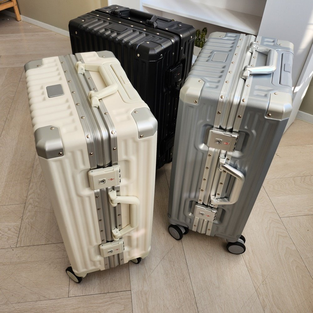 플로 여행용 캐리어 72cm(26인치) 66cm(24인치) 프리미엄 TSA 금고형 신혼여행 상세 이미지 1